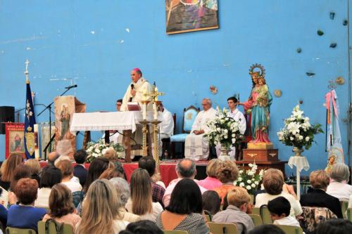 028 Eucaristia-y-procesion