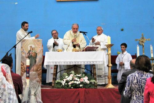 043 Eucaristia-y-procesion