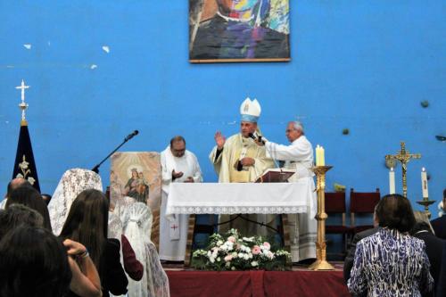 085 Eucaristia-y-procesion