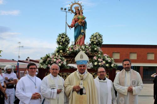 091 Eucaristia-y-procesion