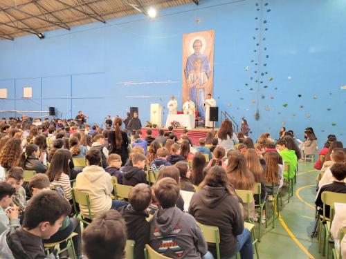 09 Eucaristia-escolar-Don-Bosco