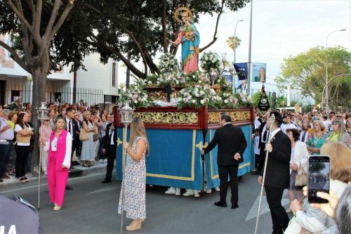 167 Eucaristia-y-procesion