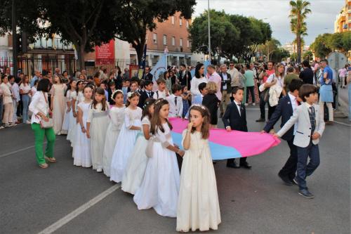 171 Eucaristia-y-procesion