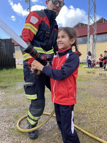 217 1oEP-visita-al-parque-de-bomberos