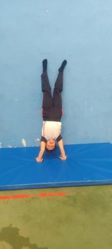 Habilidades-gimnasticas-y-acrobaticas 05